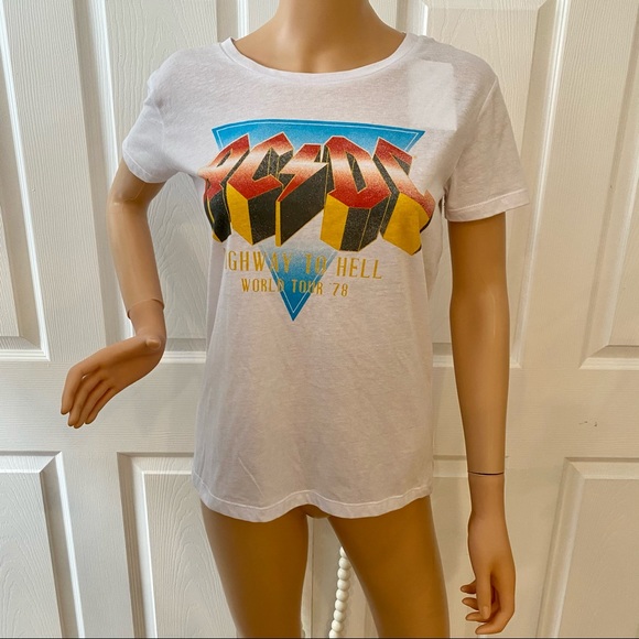 CHASER NWT SZ XS WHITE AC/DC TEE - Picture 1 of 6